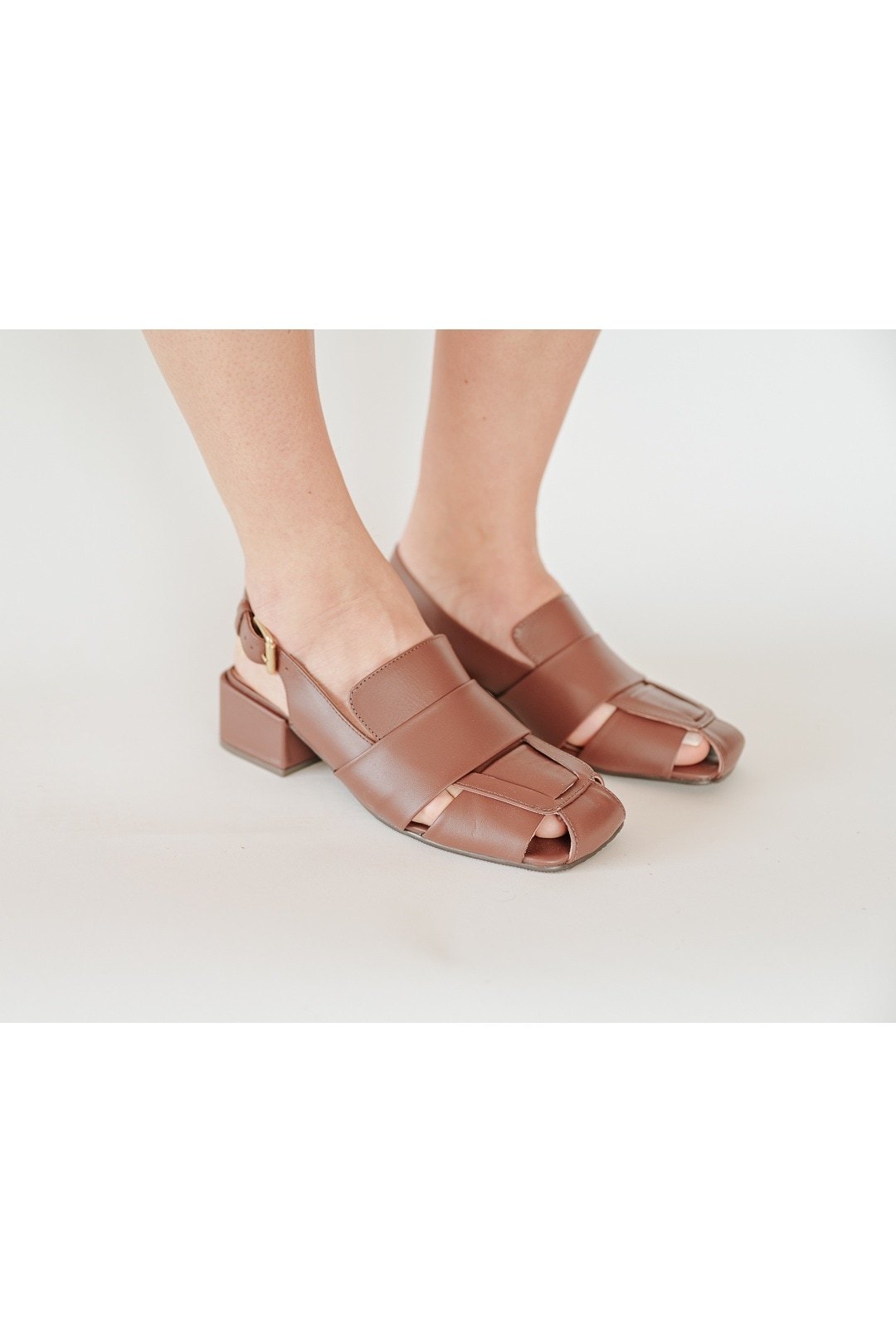 SANDALIA RINA BROWNIE