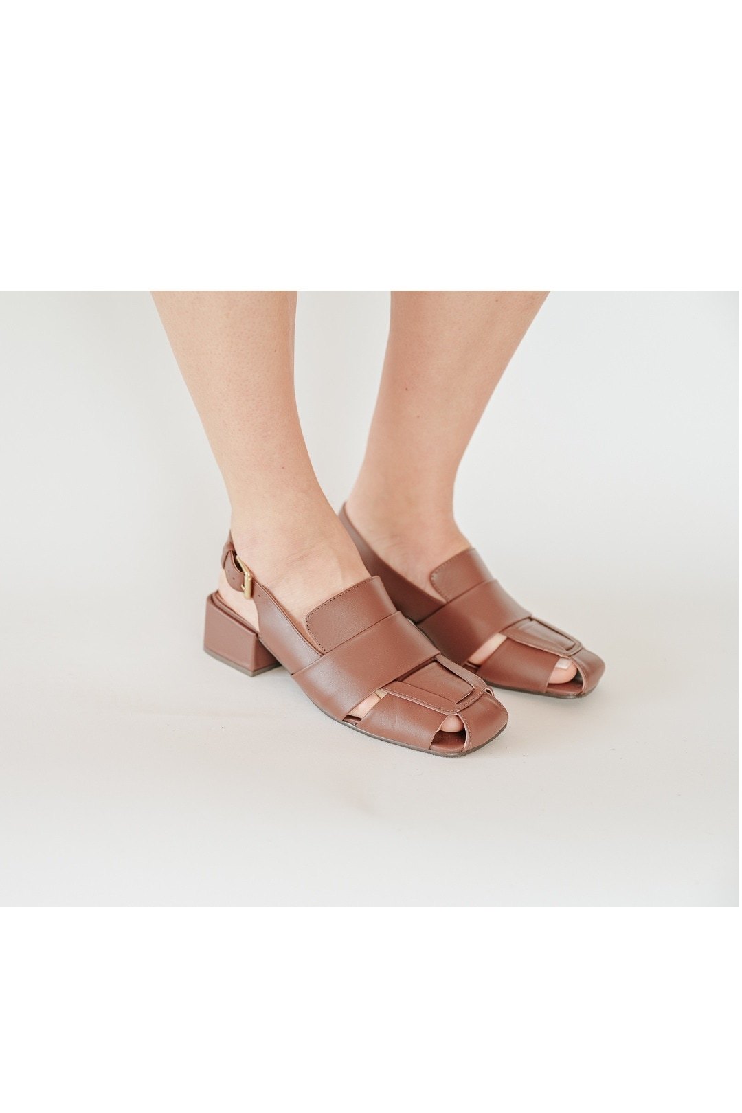 SANDALIA RINA BROWNIE