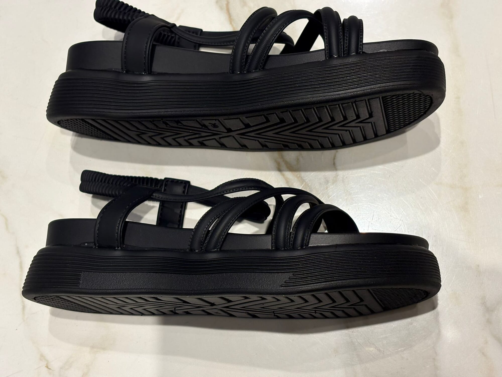 SANDALIAS STRIKER