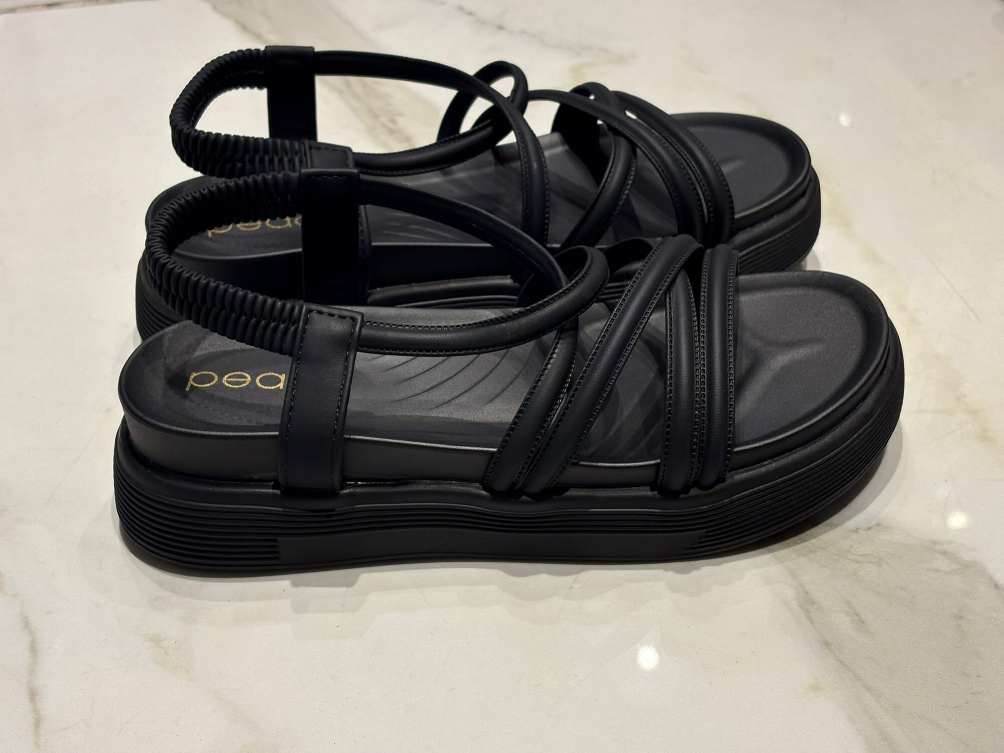 SANDALIAS STRIKER